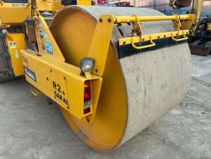 Used , SAKAI R2-4 Road roller