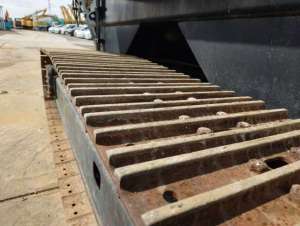 Used , HITACHI HC1110 MOBILE WOOD CRUSHER