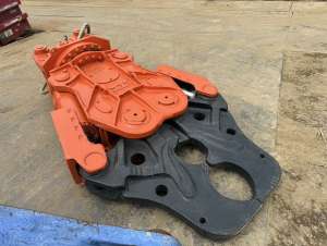 Used , NPK SV-36X Crusher