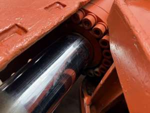 Used , NPK SV-36X Crusher