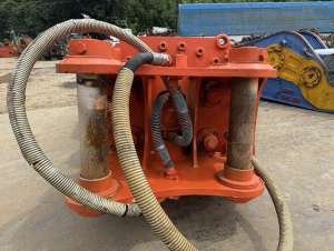 Used , NPK SV-36X Crusher