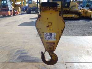 Used , MAEDA CC1485S-1 Crawler Crane