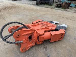 Used , NPK SV-24X Crusher