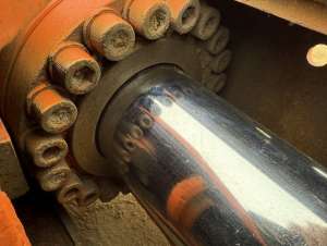 Used , NPK SV-24X Crusher