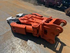 Used , NPK SV-24X Crusher