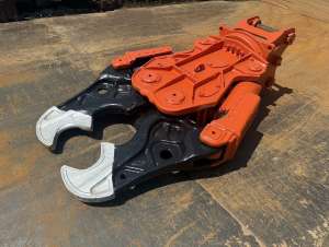 Used , NPK SV-24X Crusher