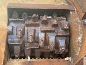 Used , MOROOKA MC-2000 Wood crusher