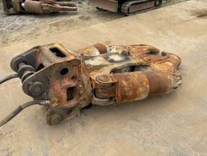 Used , NPK SRC25 Crusher