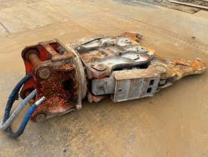 Used , NPK SV-36X Crusher