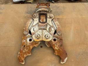 Used , NPK SV-36X Crusher