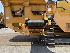 Used , SANDVIK QJ241 Mobile crusher