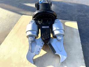 Used , TOKU TDF-22A Crusher ( 0.12㎥ )