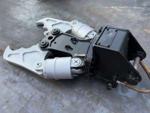 Used , TOKU TD-60F Crusher ( 0.25㎥ )