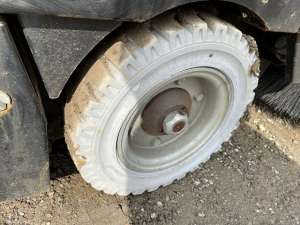 Used , ZAOH MAGNUM-EB Sweeper