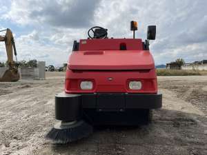 Used , ZAOH MAGNUM-EB Sweeper