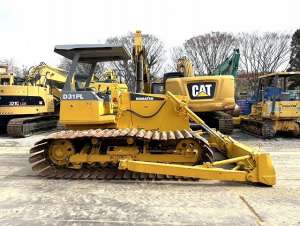 Used , KOMATSU D31PLL-20E Bulldozer