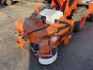 Used , HITACHI ZW20 Road sweeper