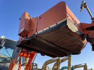 Used , HITACHI ZW20 Road sweeper