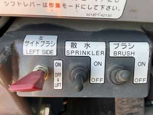 Used , HITACHI ZW20 Road sweeper