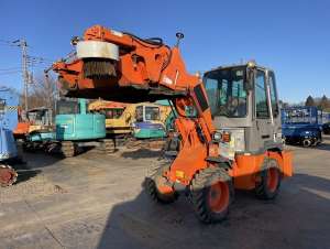 Used , HITACHI ZW20 Road sweeper