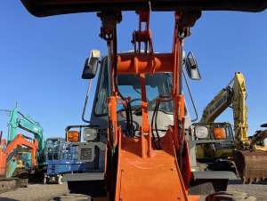 Used , HITACHI ZW20 Road sweeper