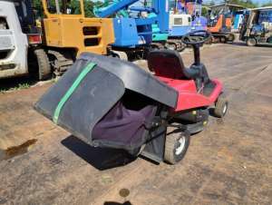 Used , GREEN RIDER GRASS CUTTER GRASS CUTTER