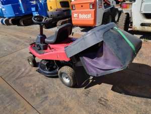 Used , GREEN RIDER GRASS CUTTER GRASS CUTTER