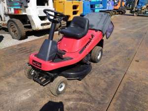 Used , GREEN RIDER GRASS CUTTER GRASS CUTTER