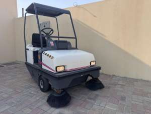 Used , Dulevo 90 DK Ride-On Road Sweeper (2018)