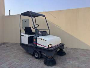 Used , Dulevo 90 DK Ride-On Road Sweeper (2018)