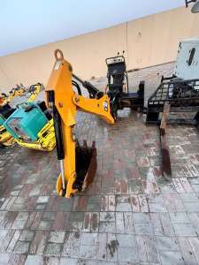 Used , FOR SALE – CATERPILLAR BH27 SIDE-SHIFT BACKHOE 