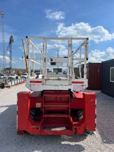 Used , Scissor Lift Genie 