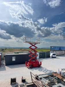 Used , Scissor Lift Genie 