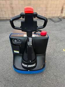Used , Blue Giant EPJ-45 Electric Pallet Jack 